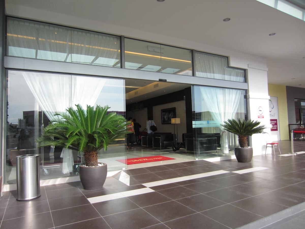 D Hotel Seri Iskandar Exterior foto